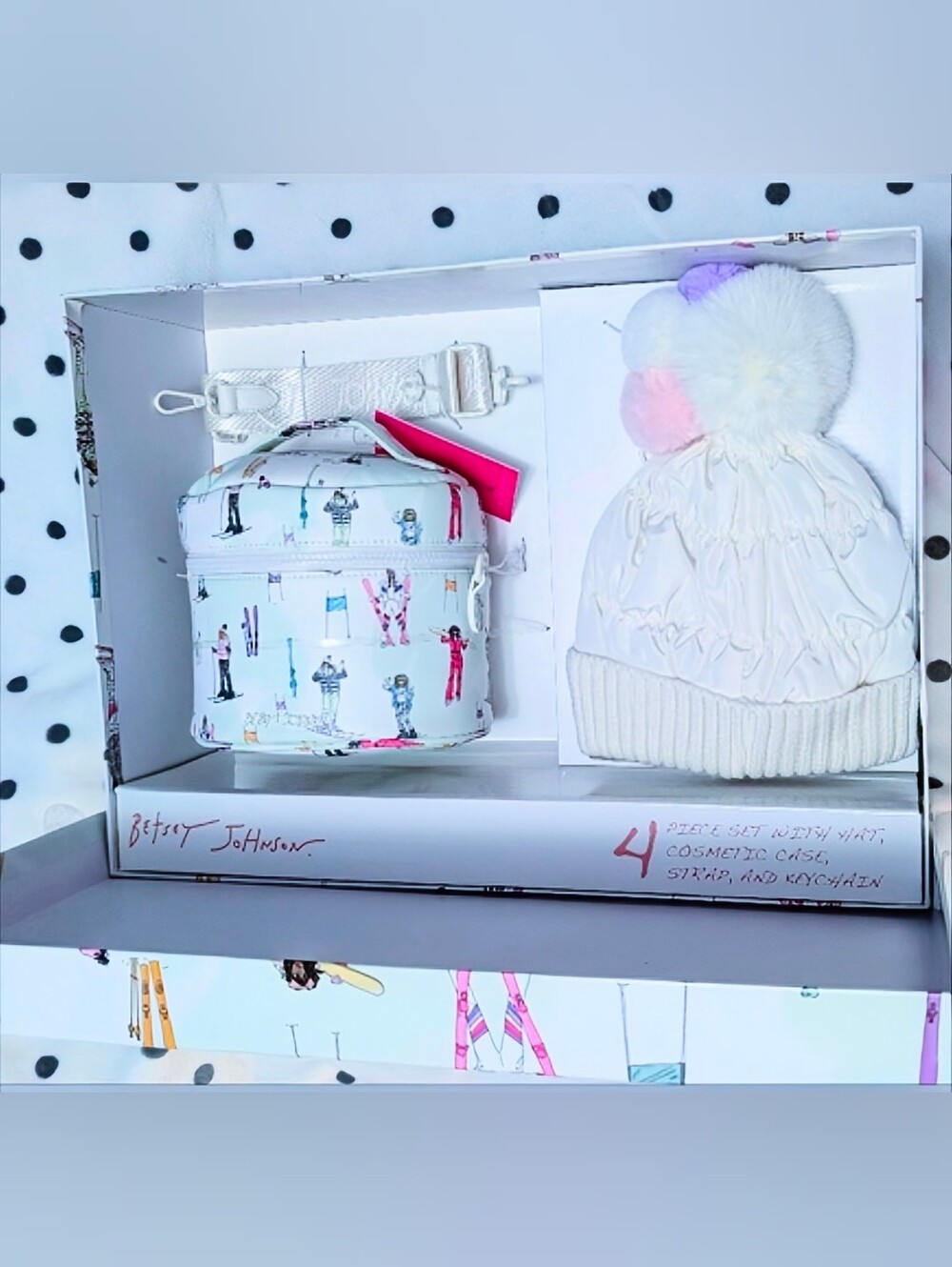 NIB Rare Betsey Johnson 4 Piece White  🤍 and Pink 🩷 Accessory Set Super Cute